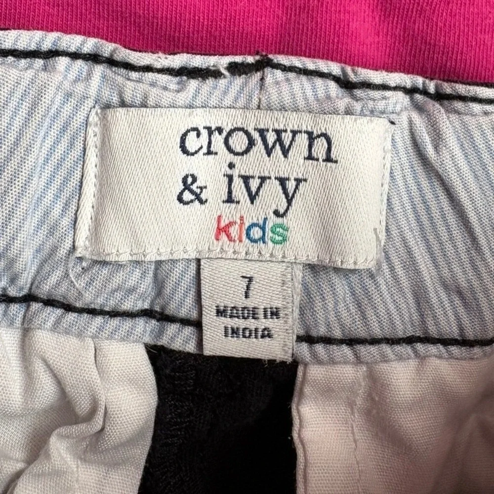 Crown & Ivy Kids Girls Pink Elephant Ruffle Top and Black Scalloped Shorts Set 7